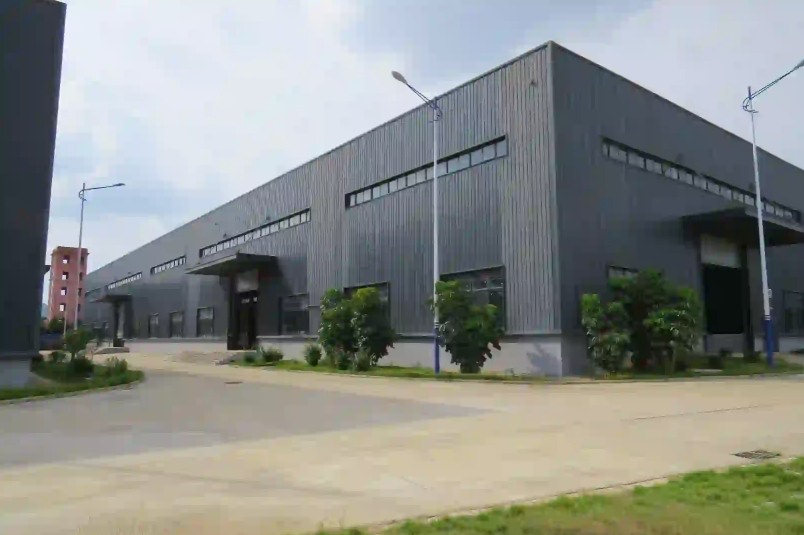 How Much Does It Cost to Build a Prefabricated Steel Factory?(图1) How Much Does It Cost to Build a Prefabricated Steel Factory?(图1)